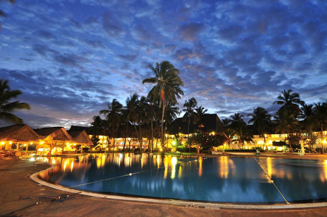 Reef Hotel Mombasa Luaran gambar